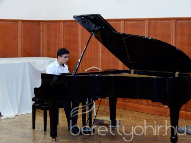 Év Hangszerese Verseny 2019 09